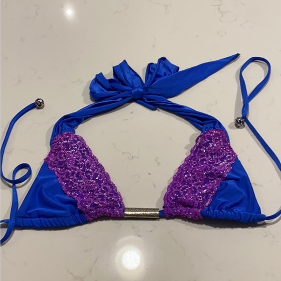 Beach Bunny Other - Beach Bunny lace triangle top purple blue sapphire